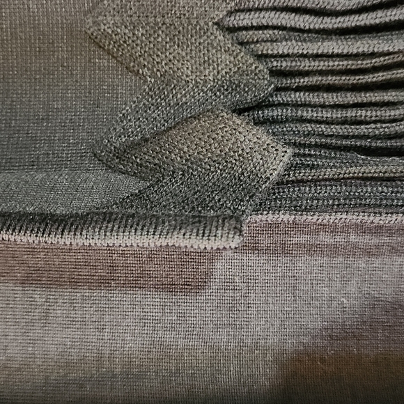 Maggie London Black Sweater Dress & Vest - Picture 6 of 8